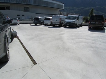  High Grade-Azichem  High Grade-Azichem